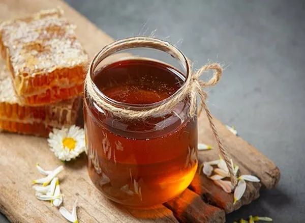 قیمت خرید عسل زعفرانی + مزایا و معایب