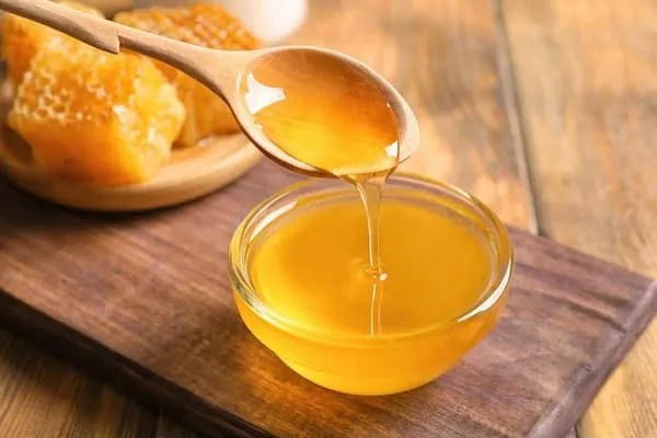 خرید عسل یونجه حاج ابراهیم + بهترین قیمت